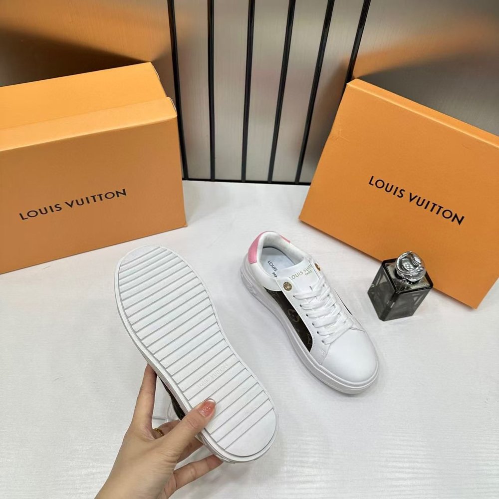 HOME | KOSMICKS | ONLINE BRAND STORE | 2026 37 WMN LV X TM Time out Sneaker White For Her