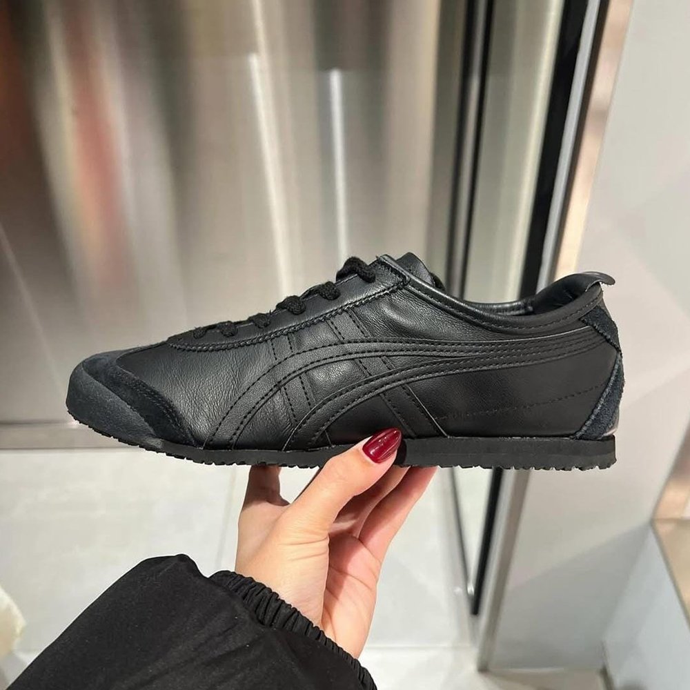 HOME | KOSMICKS | ONLINE BRAND STORE | 2026 34 Onitsuka Tiger Mexico 66 Triple Black Womens