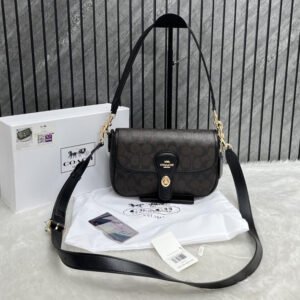 6 Coach Turnlock Hadley Black