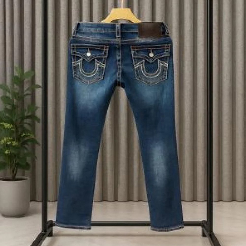 TRUE RELIGION JEANS TURKEY IMPORTED WHITE STICH