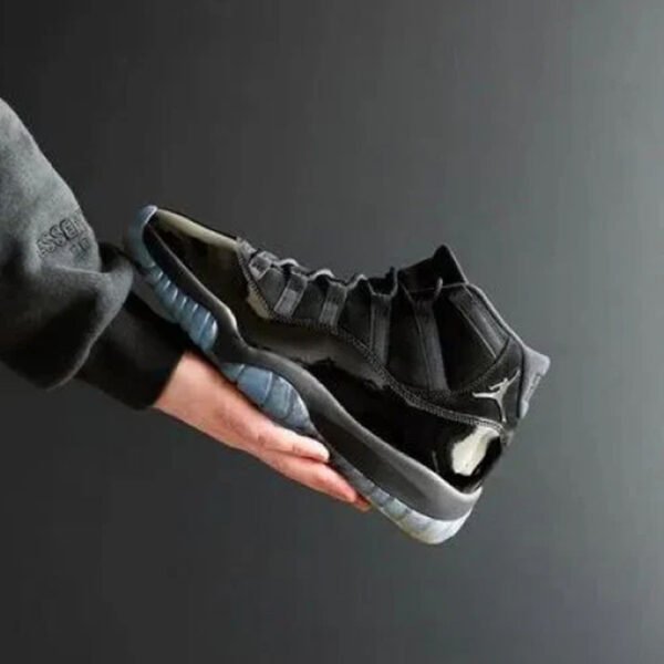 Air Jordan Retro 11 Gamma Blue