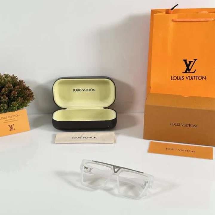 HOME | KOSMICKS | ONLINE BRAND STORE | 2026 130 Louis Vuitton 1502 Ice Day